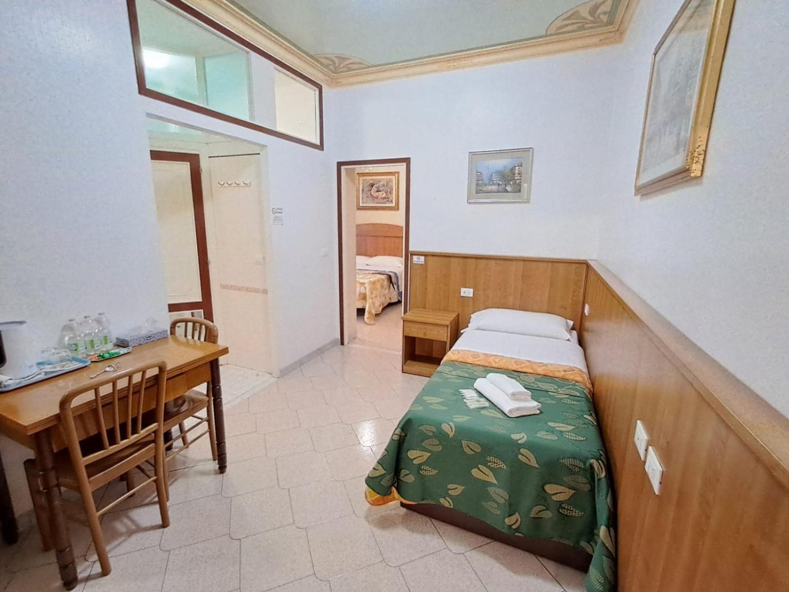 Nahid Accommodation Rzym Zewnętrze zdjęcie