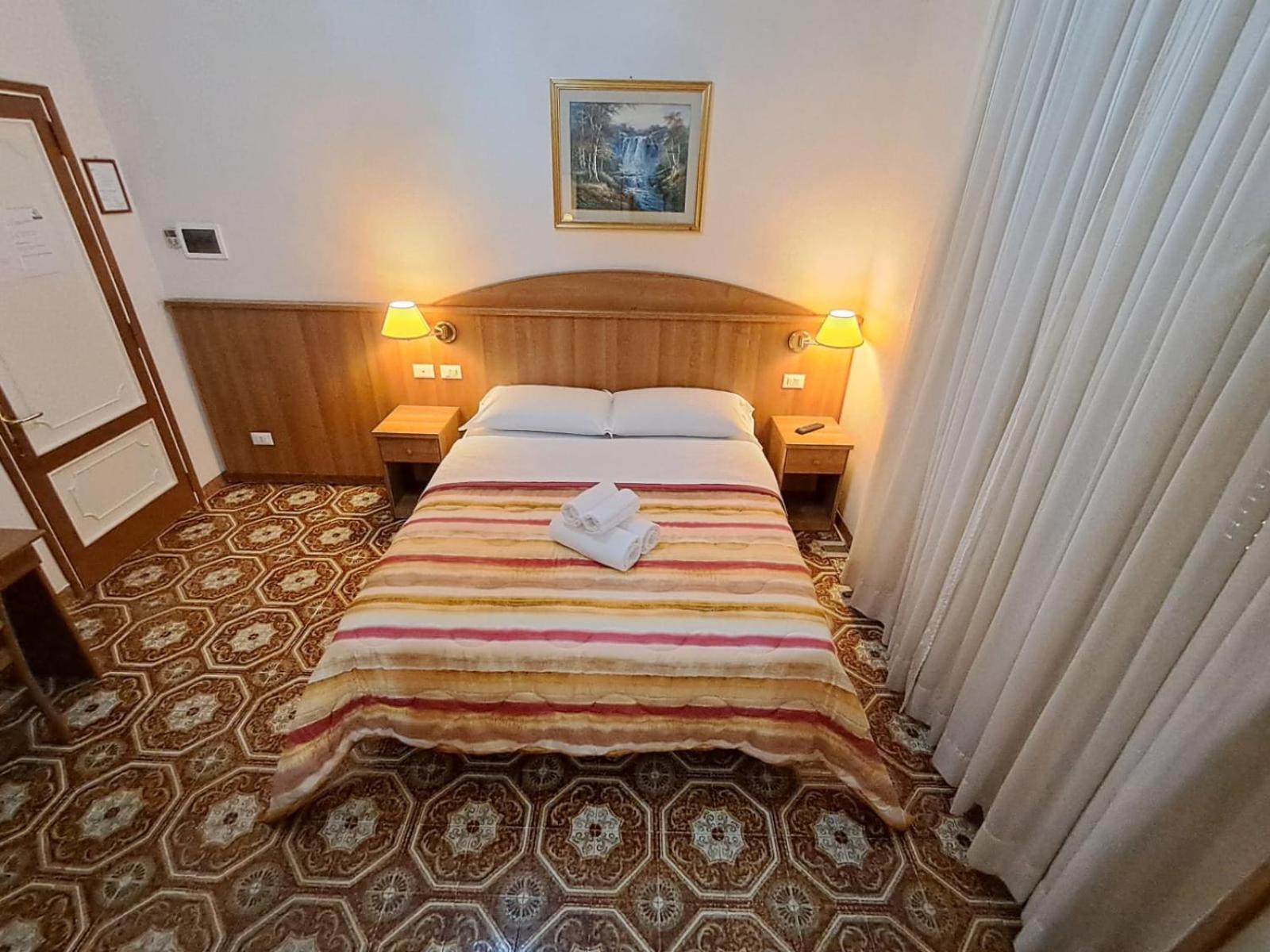 Nahid Accommodation Rzym Zewnętrze zdjęcie